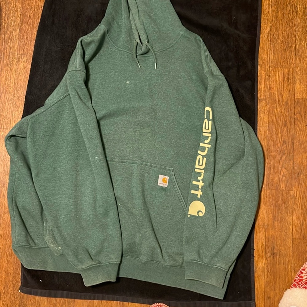 Green carhartt hooded sweatshirt